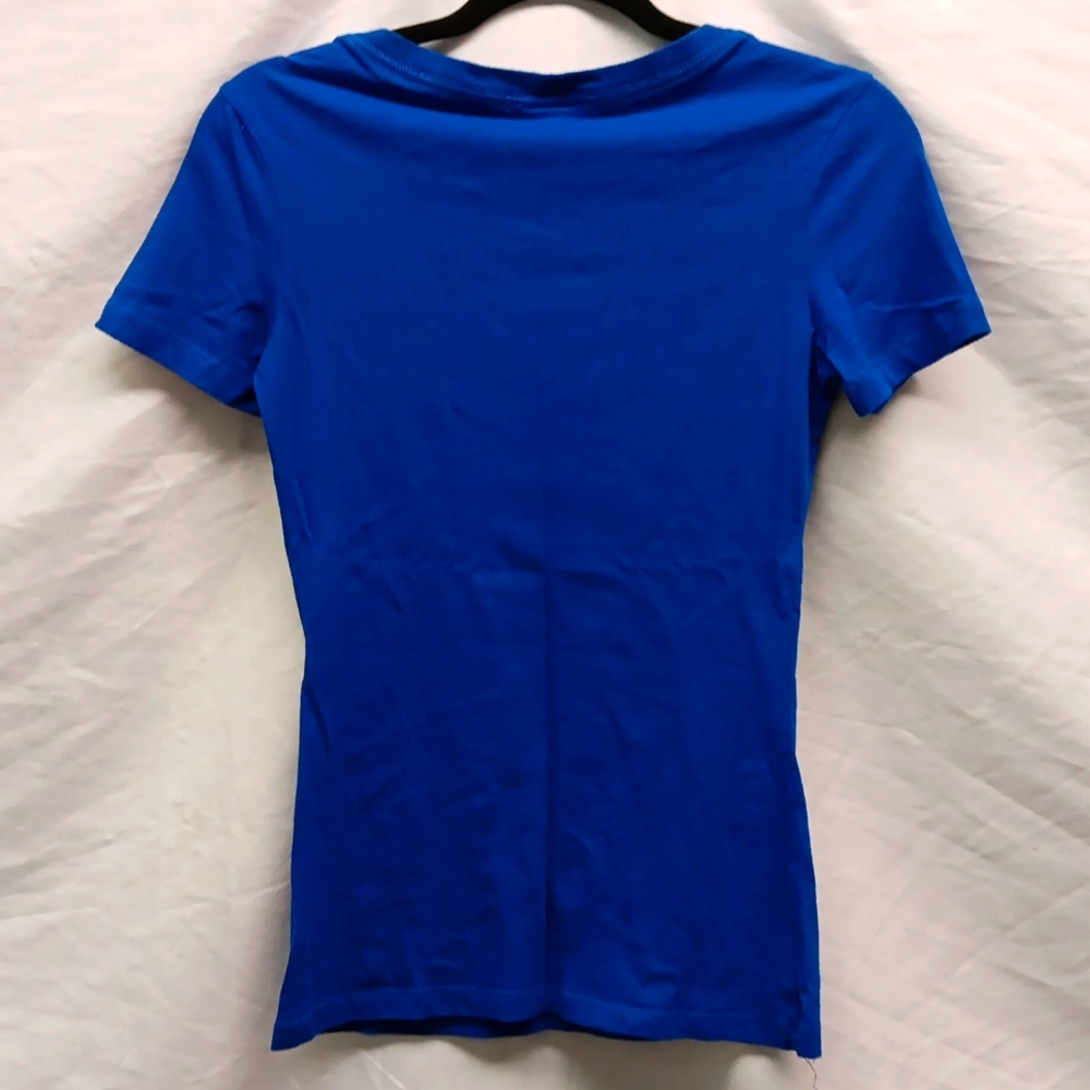 Pink Victoria's Secret with 5th & Ocean Chicago Cubs tee shirt Medium - Picture 5 of 5